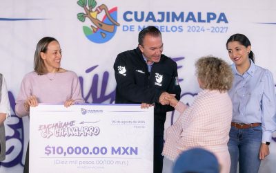 Gobierno de Cuajimalpa cumple y fortalece negocios locales con la entrega de»Enchúlame el Changarro»